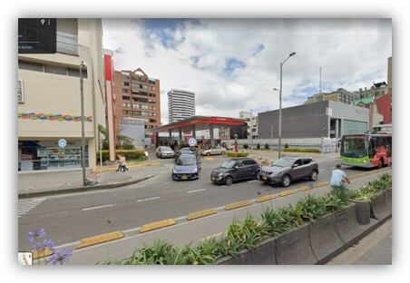 En total son seis las gasolineras que están ubicadas sobre la carrera Séptima y que deben ser adquiridas por el Distrito.