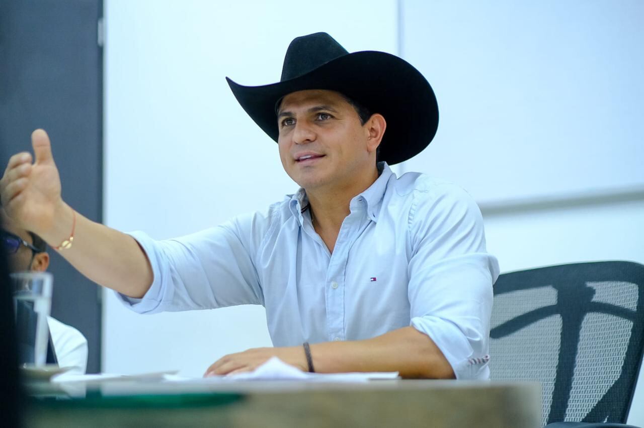 César Ortiz Zorro es el gobernador de Casanare.