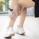 El músculo sóleo está ubicado en la parte posterior de la pierna.