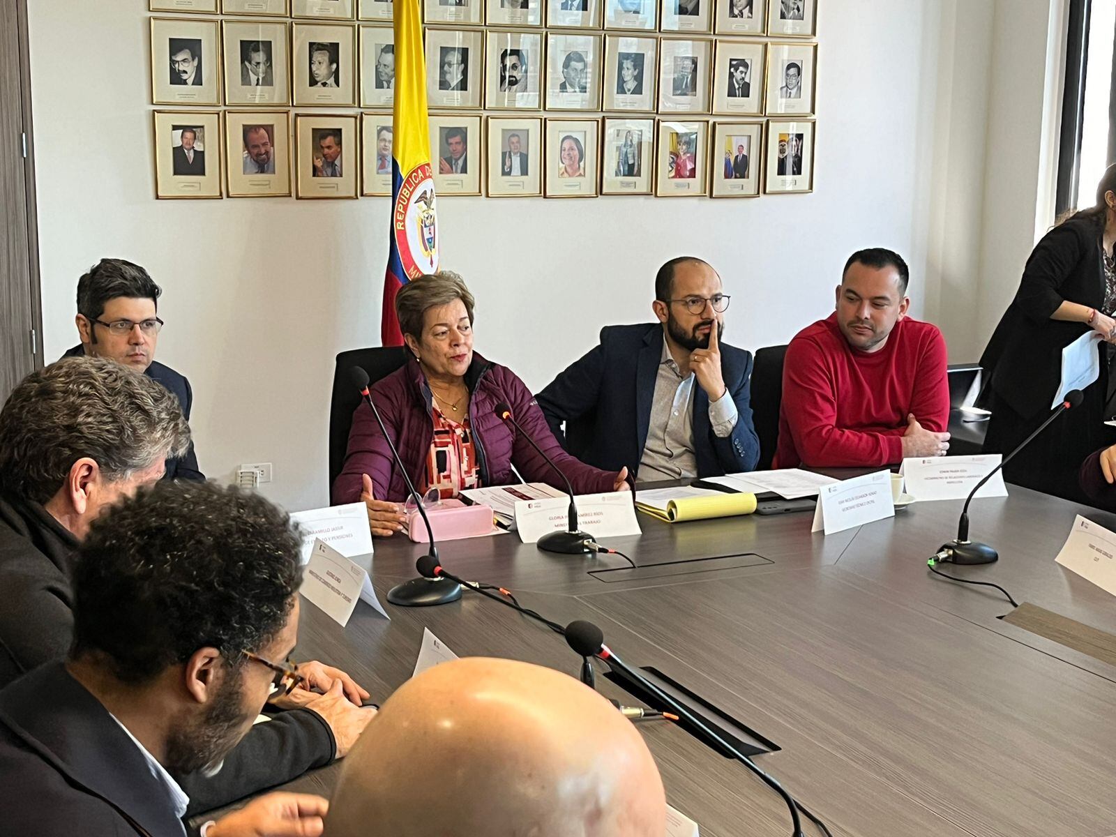 La ministra de Trabajo, Gloria Inés Ramírez, ha liderado las negociaciones para el incremento del salario mínimo para 2024.