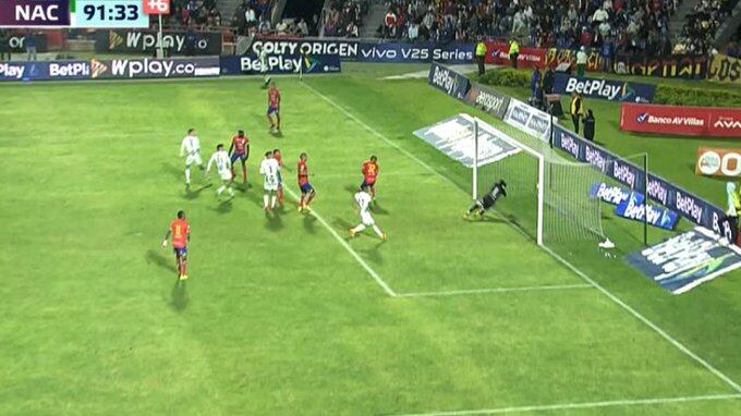 Sobre el minuto 91 se dio la polémica jugada que pudo determinar un gol para los verdes.