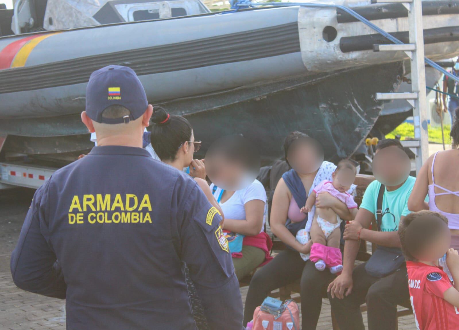 Armada rescata a 22 migrantes que eran transportados en una embarcación ilegal desde San Andrés hacia Centroamérica
