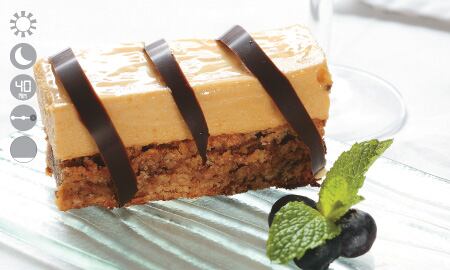 Existe una versión sin huevos, la cual es perfecta para personas alérgicas o veganas.