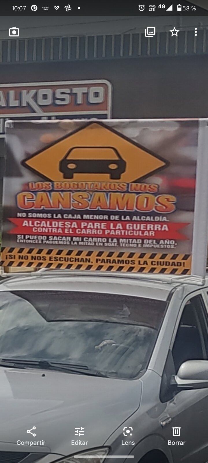 Manifestación en contra del pico y placa en la Avenida Boyacá.