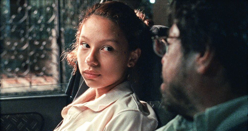 La paternidad enciende en Óscar algunos impulsos que se creían sepultados...