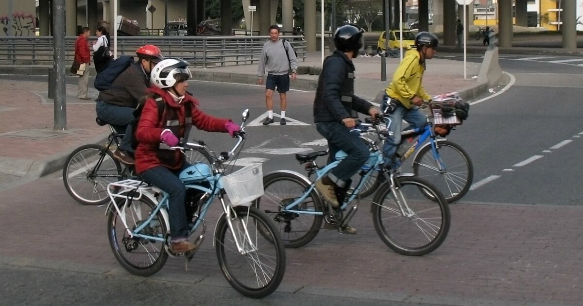 El Gobierno nacional se comprometió a gestionar un proyecto de ley para que el registro de bicicletas en todo el país sea obligatorio y así poder tener mayor control de quiénes son los dueños de las bicicletas para que la Policía pueda hacer un mayor seguimiento a los casos.