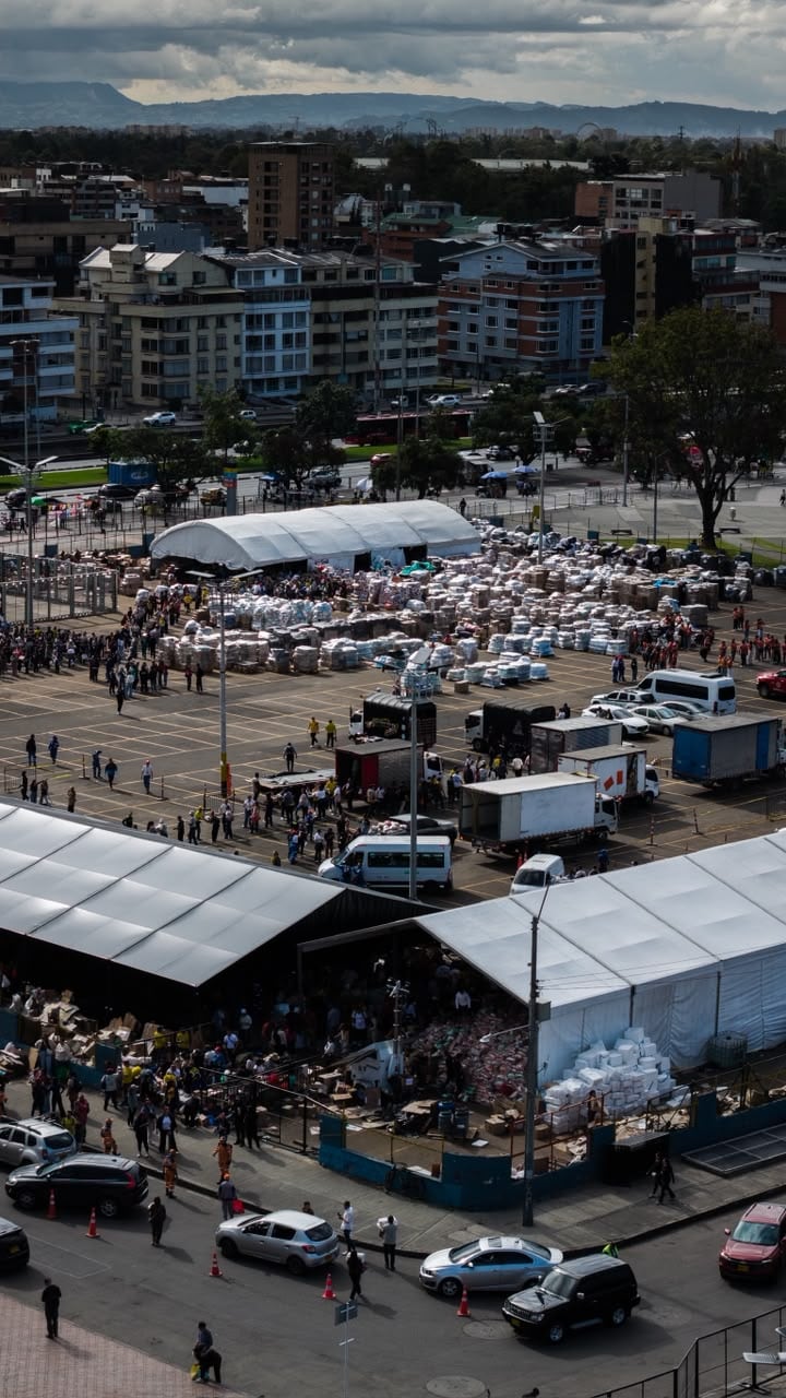 ayuda humanitaria desplegada y guía para donar en el Estadio El Campín