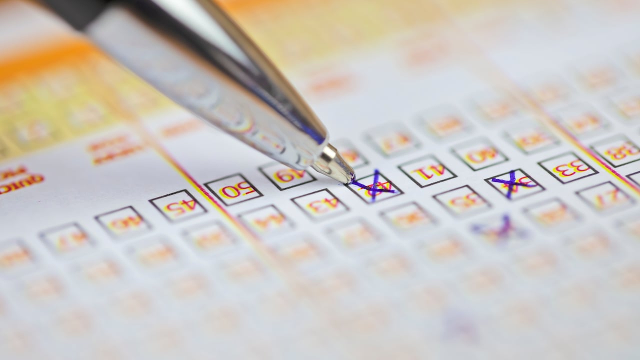 Establecer un presupuesto claro y ajustarse a él es crucial.