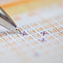 Establecer un presupuesto claro y ajustarse a él es crucial.