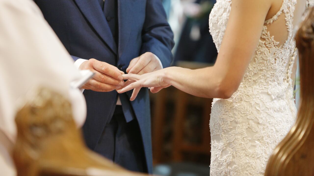 Celebración de boda, termino en atraco masivo a los invitados