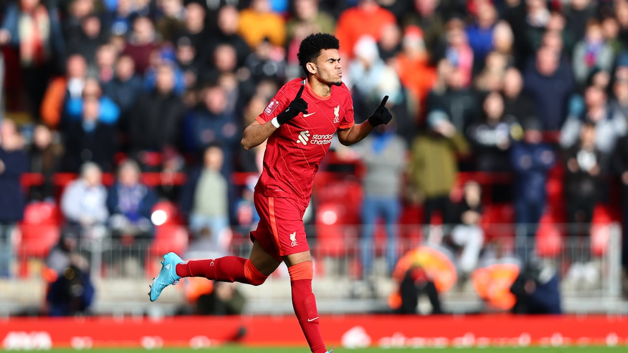 El atacante colombiano tuvo sus primeros minutos con Liverpool