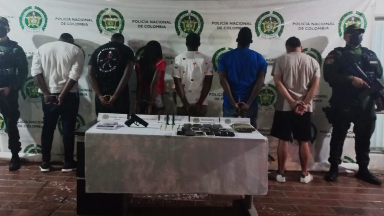Cinco hombres y seis mujeres fueron capturadas por el secuestro de una pareja en Cali.