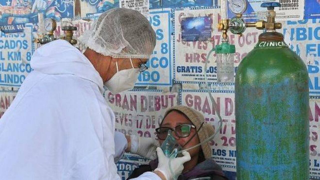 Coronavirus en Bolivia | "En 20 minutos los bebés pueden fallecer": la dramática crisis de oxígeno en medio del coronavirus en el país sudamericano
