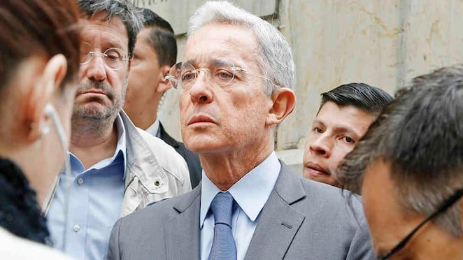 El expresidente Uribe ha hablado sobre la posibilidad de no volver a lanzarse al Senado.