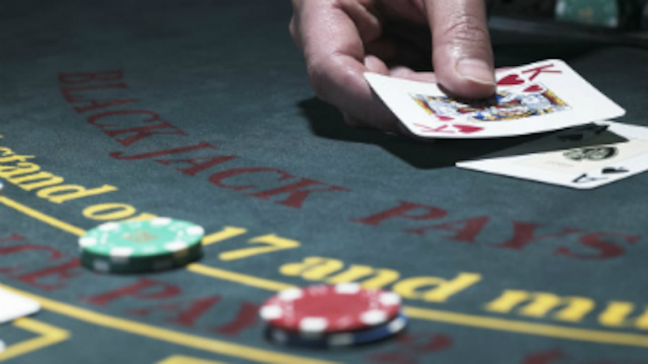 Cuando lo único que quiere una persona es conseguir dinero para jugar sin importar a qué precio, va por mal camino.