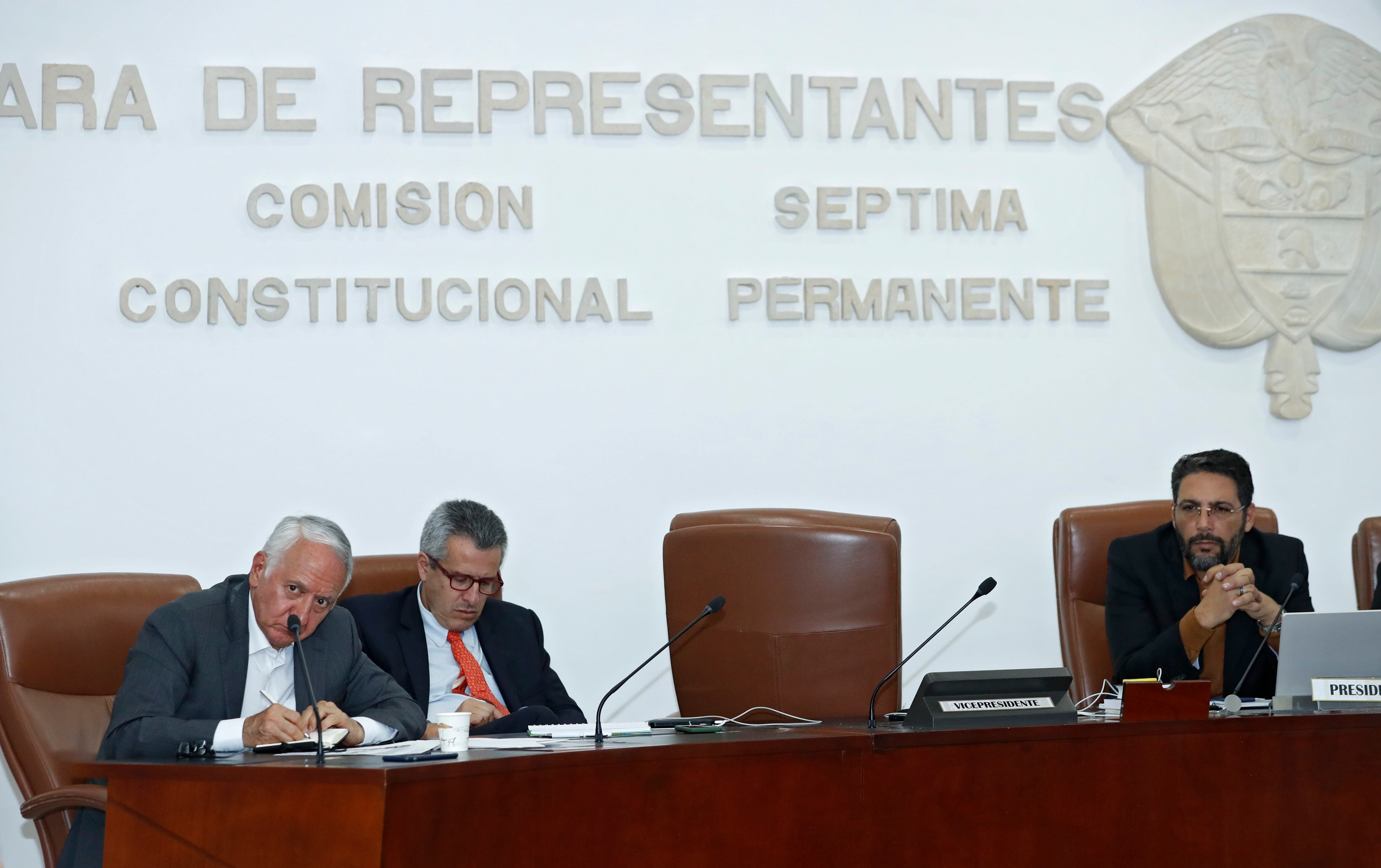 Representantes  debate de la reforma a la salud