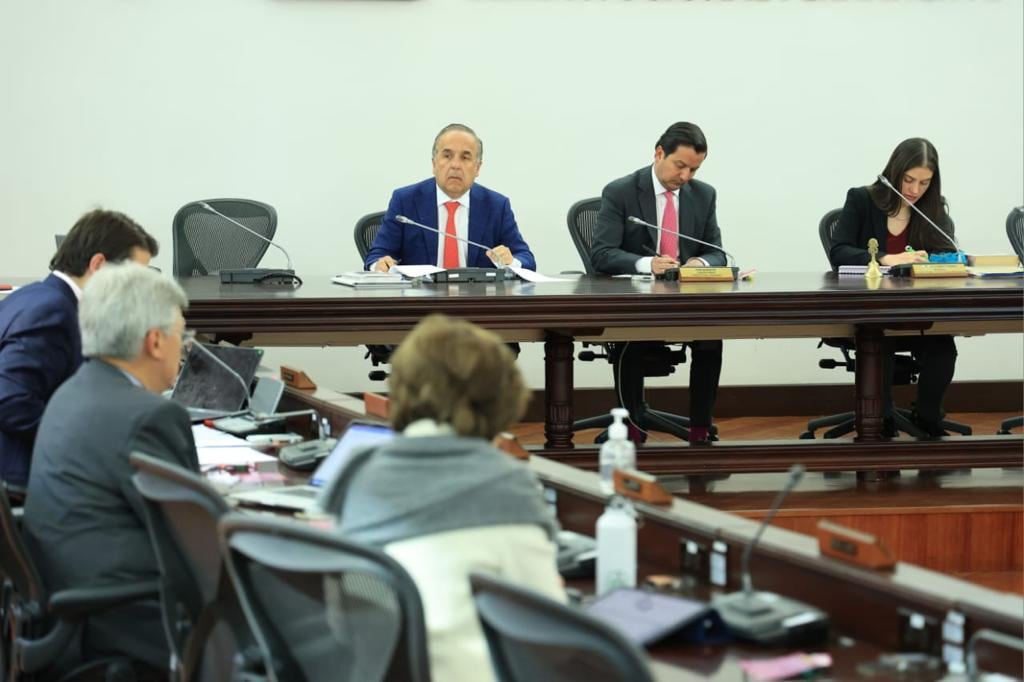 El ministro de Transporte, Guillermo Reyes, en el Congreso.
