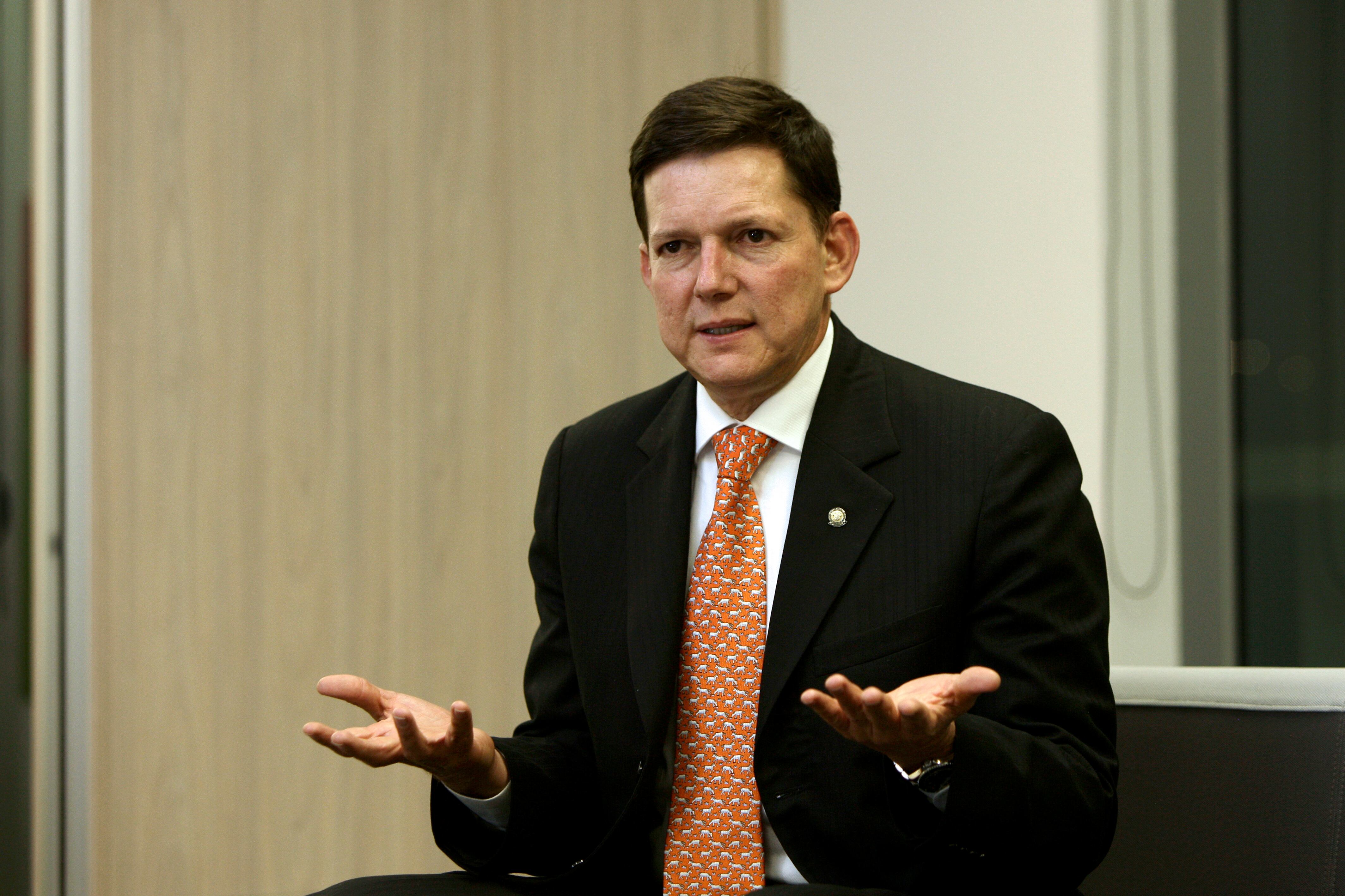 WILSON RUIZ
PRESIDENTE DEL CONSEJO SUPERIOR DE LA JURICATURA
BOGOTA 12 FEBRERO 2015