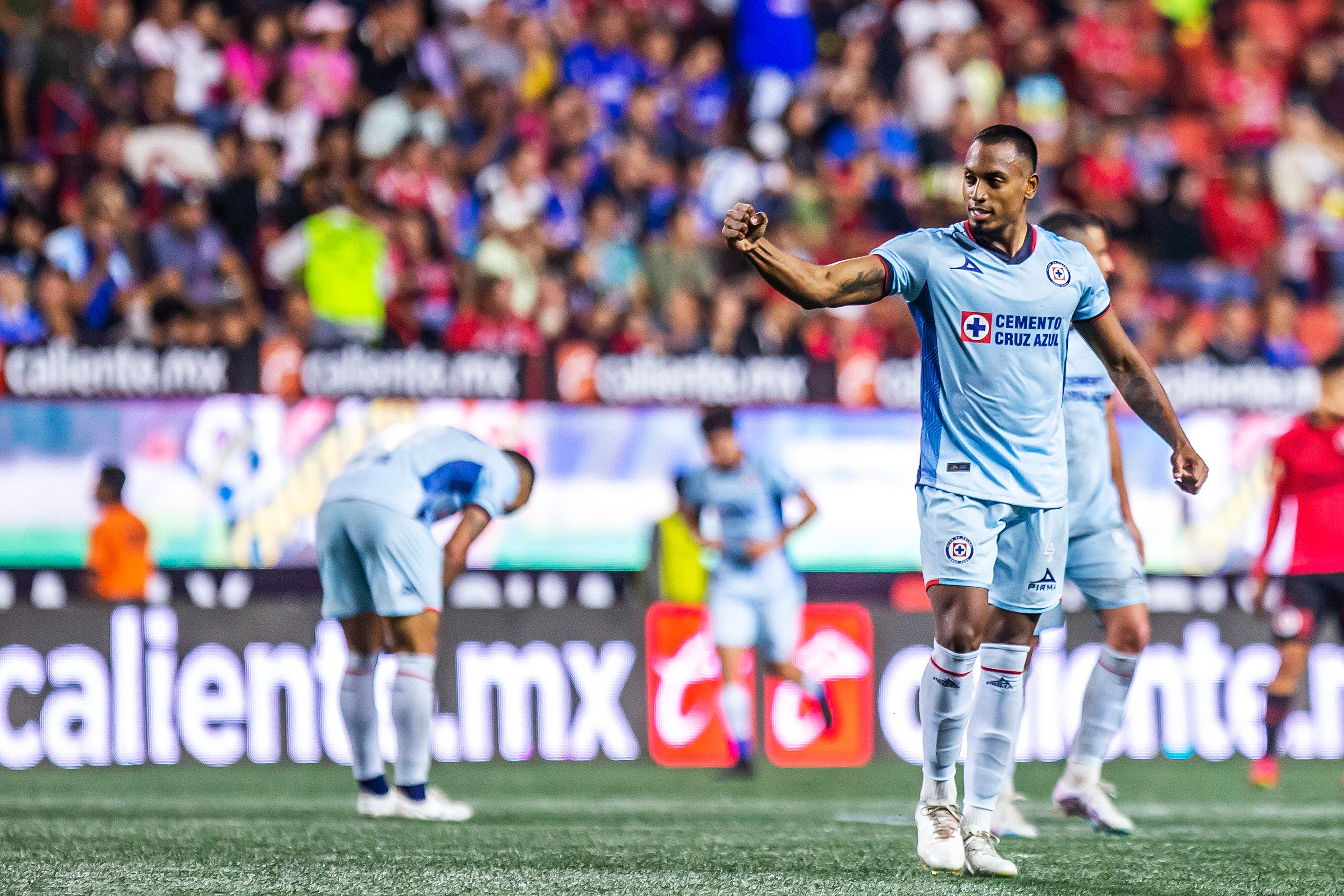 Willer Ditta hace parte del Cruz Azul de México que enfrenta a Inter Miami en el inicio de la Leagues Cup.