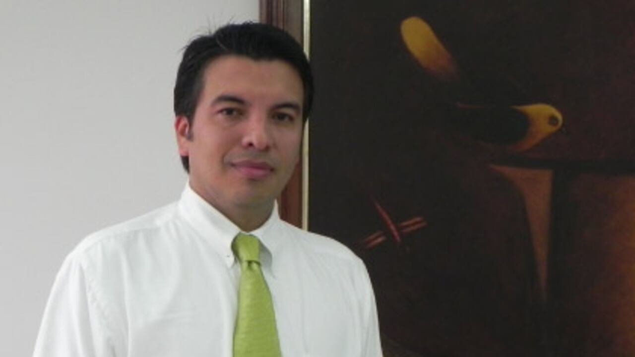 Aunque Mario Andrés Urán dice que como gerente de asuntos corporativos de Roche nunca ordenó gastos ni recobros, su paso de la noche a la mañana a la gerencia de una empresa del Estado genera algunas dudas.