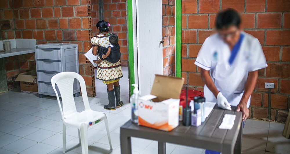 Los jóvenes médicos que hacen su año rural están en peligro. 