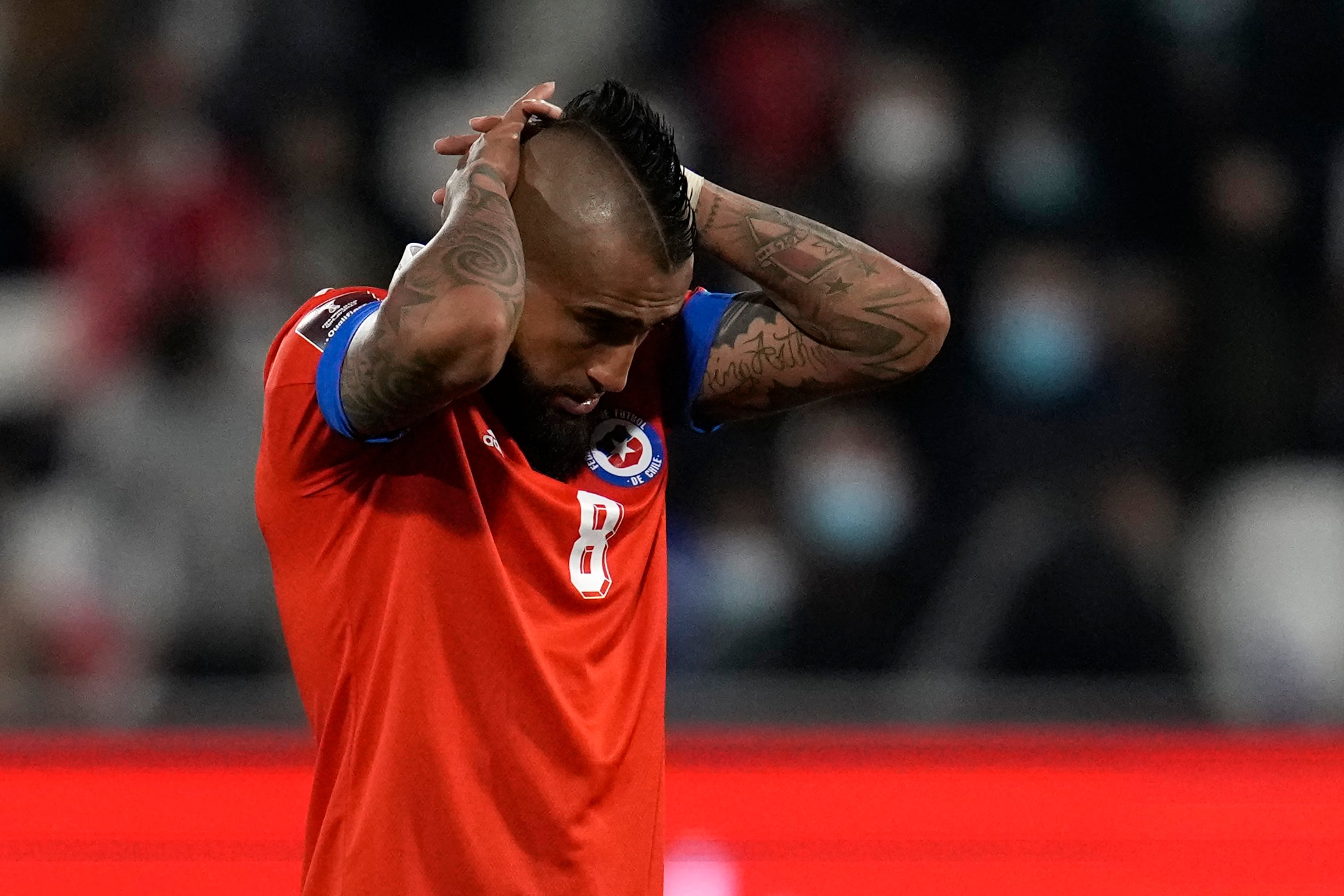 SANTIAGO, CHILE - OCTOBER 10: Arturo Vidal of Chile gestures during a match between Chile and Paraguay as part of South American Qualifiers for Qatar 2022 at Estadio San Carlos de Apoquindo on October 10, 2021 in Santiago, Chile. (Photo by Esteban Felix - Pool/Getty Images)