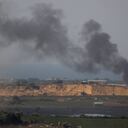 Maniobran tanques israelíes dentro de la Franja de Gaza.