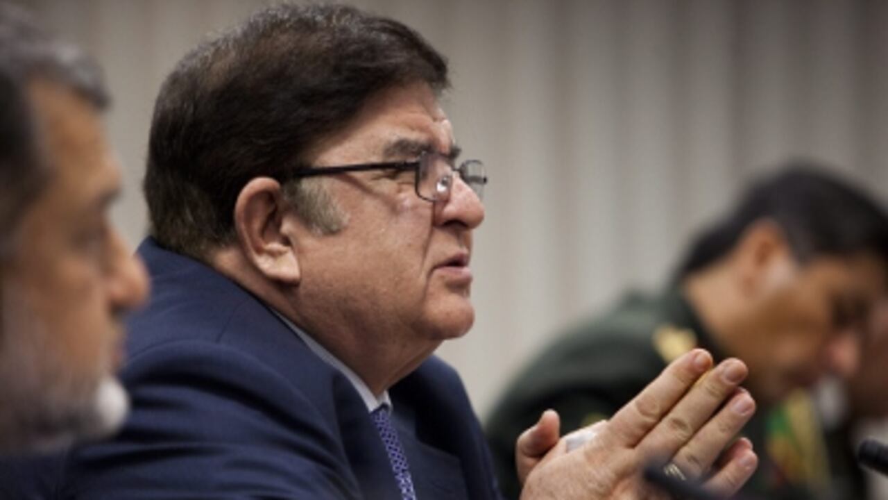El ministro afgano de Defensa, Abdul Rahim Wardak, interviene durante un encuentro bilateral con el secretario estadounidense de Defensa, Leon Panetta.