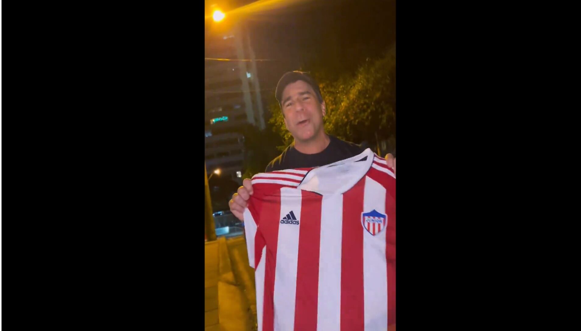 Con una serie que acabó 3-5 a favor de los ‘tiburones’, estos plasmaron en su escudo la décima estrella en su historia.