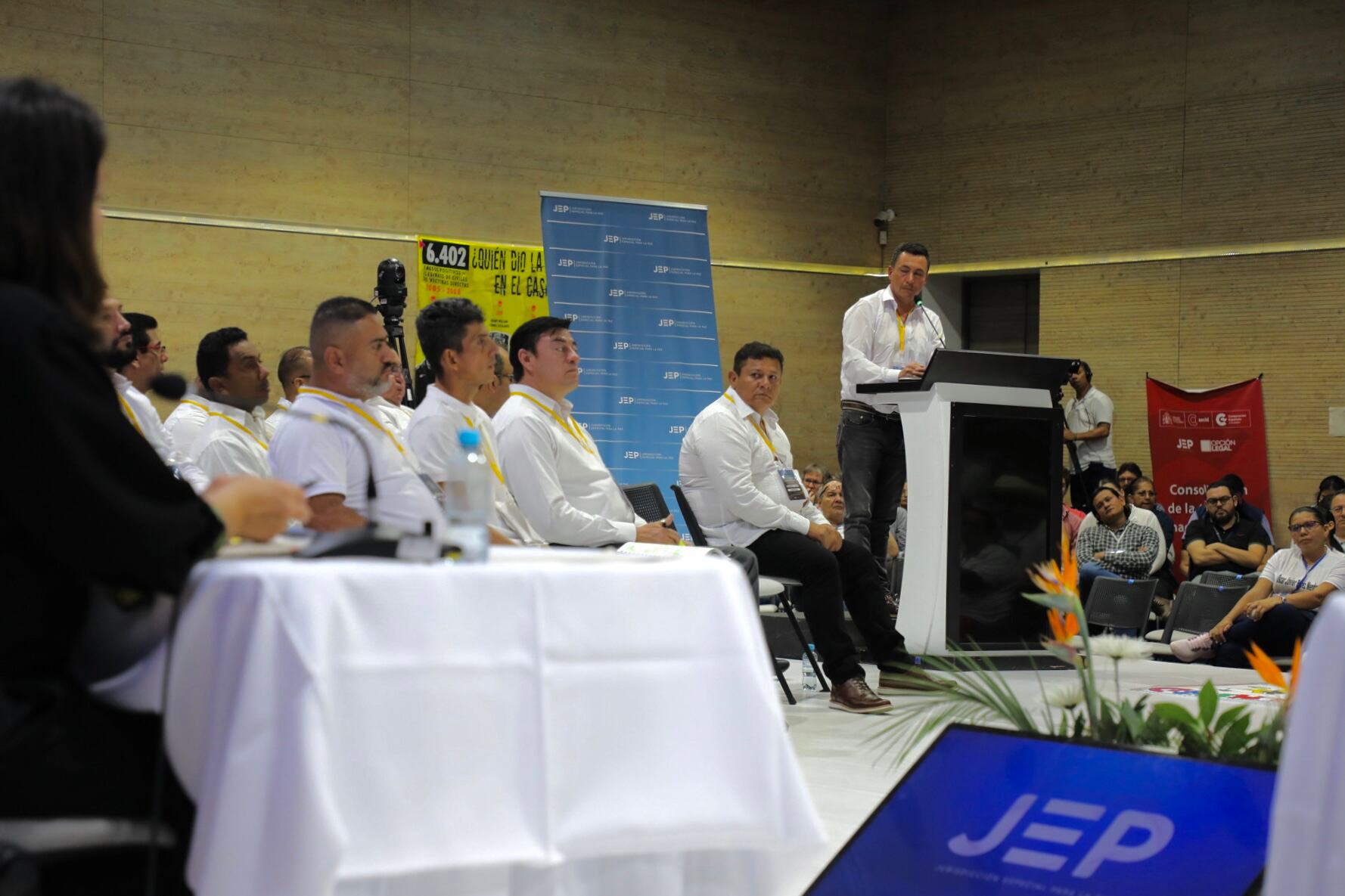 Este es el resultado de un riguroso proceso de investigación en el que se contrastó
la información y se identificó a los máximos responsables.