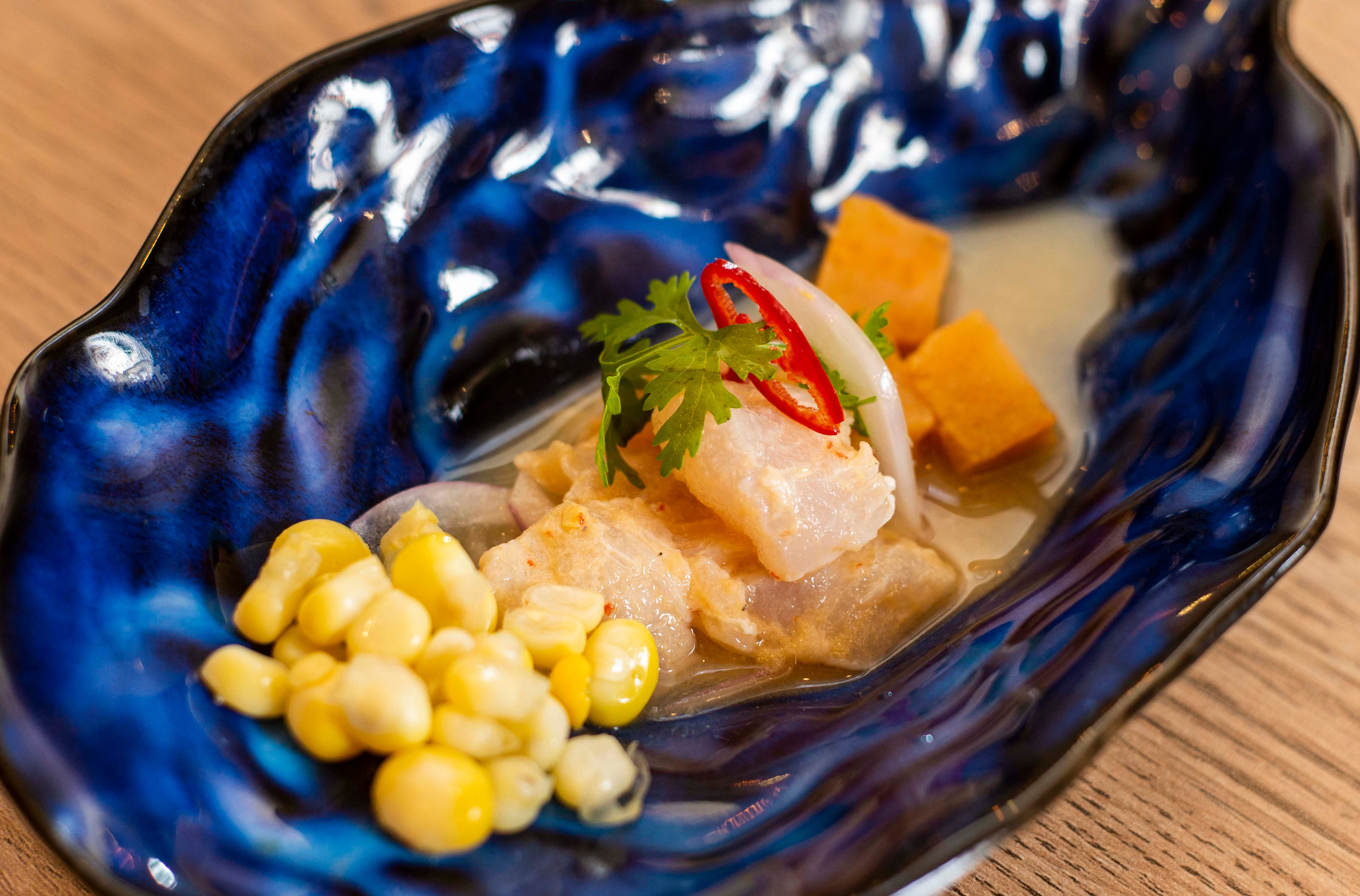 El centro histórico de Cartagena recibió a Pirka, una propuesta gastronómica clara y contundente. Cocina 100% peruana, respetando la autenticidad de una de las gastronomías más reconocidas a nivel mundial. Es liderado por el chef peruano Francisco Agüero, ganador del concurso ‘Tenedores, Hoteles y Restaurantes’ en 2005.