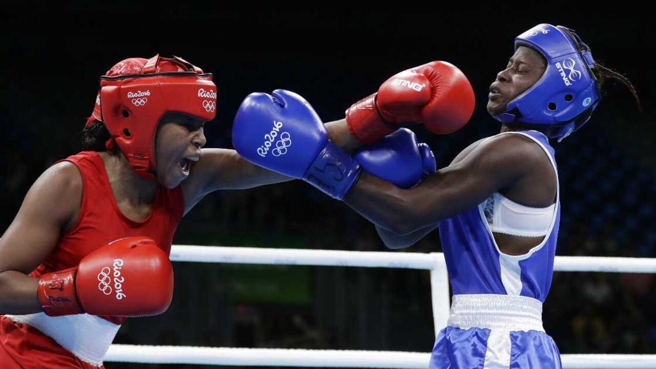 Ingrid Valencia demostró su experiencia en el ring. Foto: AP /Frank Franklin II