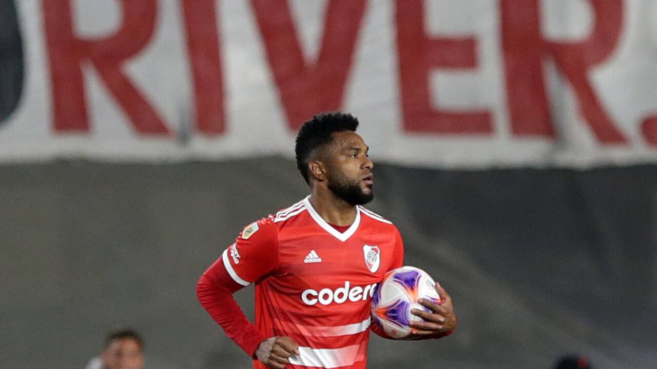 Miguel Ángel Borja marcó gol en la derrota de River Plate ante Banfield por la Liga Argentina. Foto: Foto: Getty Images / Daniel Jayo.