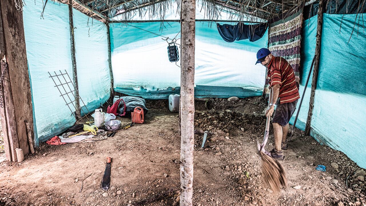 Las recientes invasiones de tierra que se están presentando en varias zonas del país tienen preocupados tanto a los propietarios, como a los abogados.