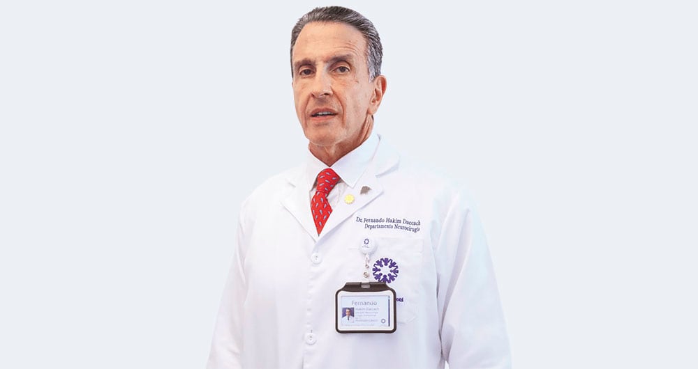 El doctor Hakim es el jefe del Departamento de Neurocirugía de la Fundación Santa Fe de Bogotá.