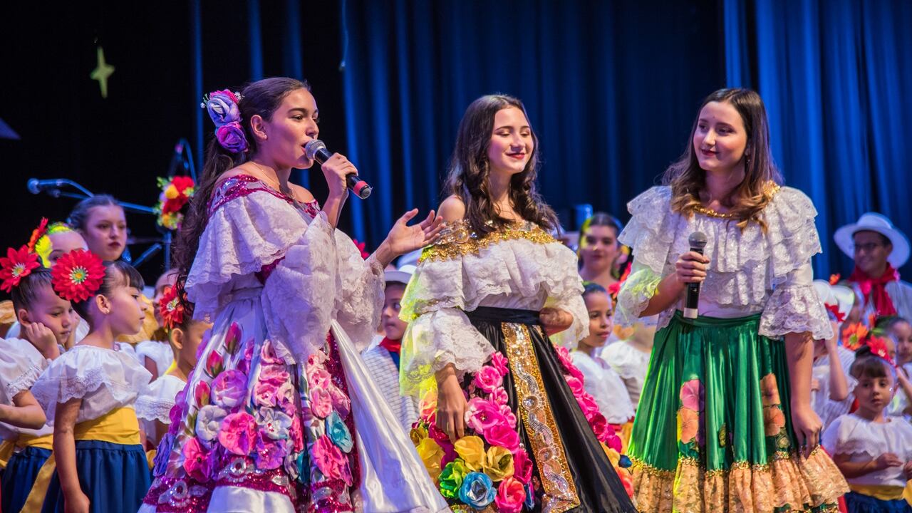 El XXI Festival Colombia Canta y Encanta llega a Medellín en 2024.
