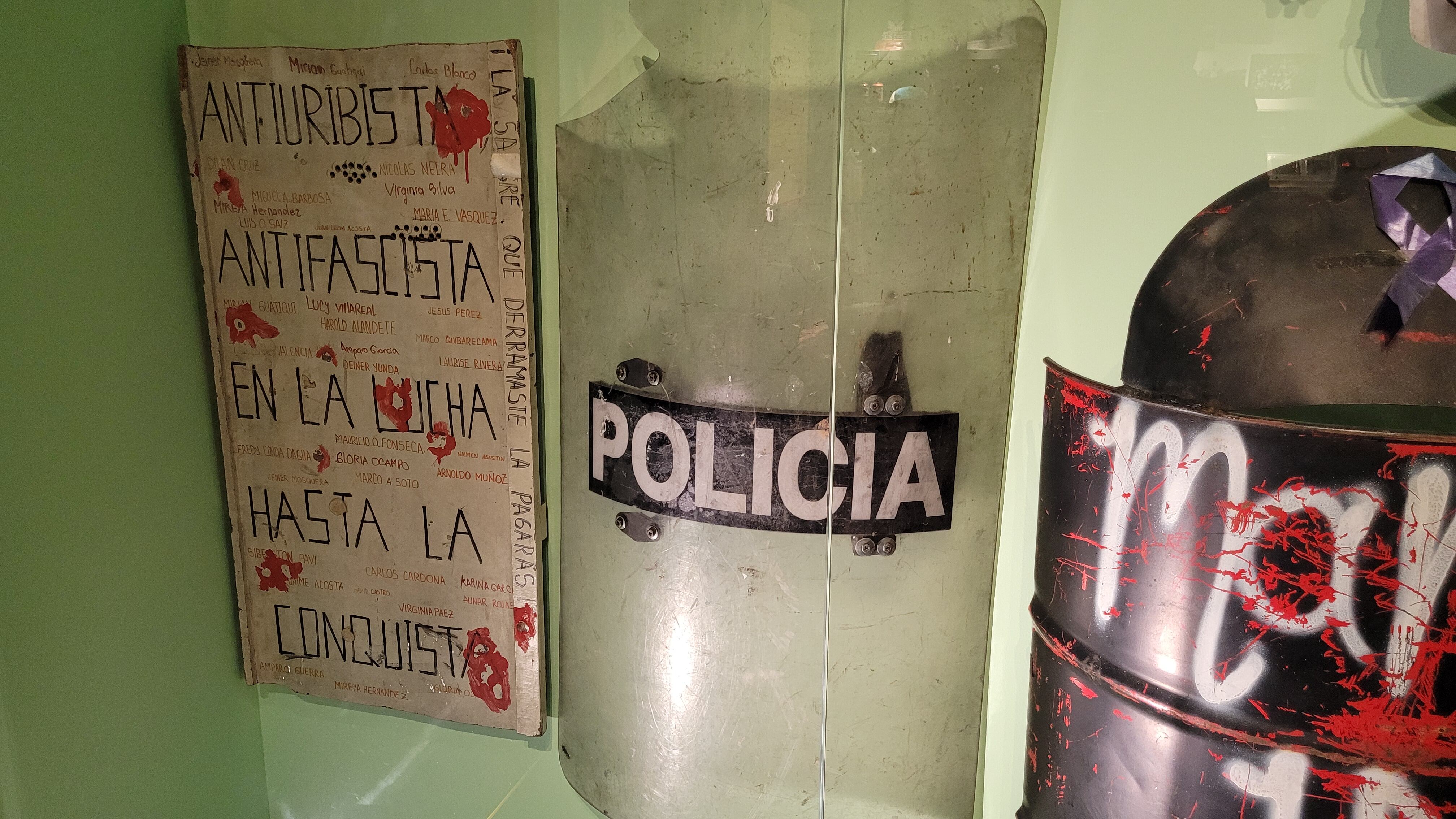 Polémica por piezas que harían apología a la Primera Línea en el Museo Nacional