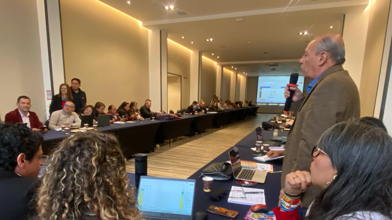 Negociación del salario estatal