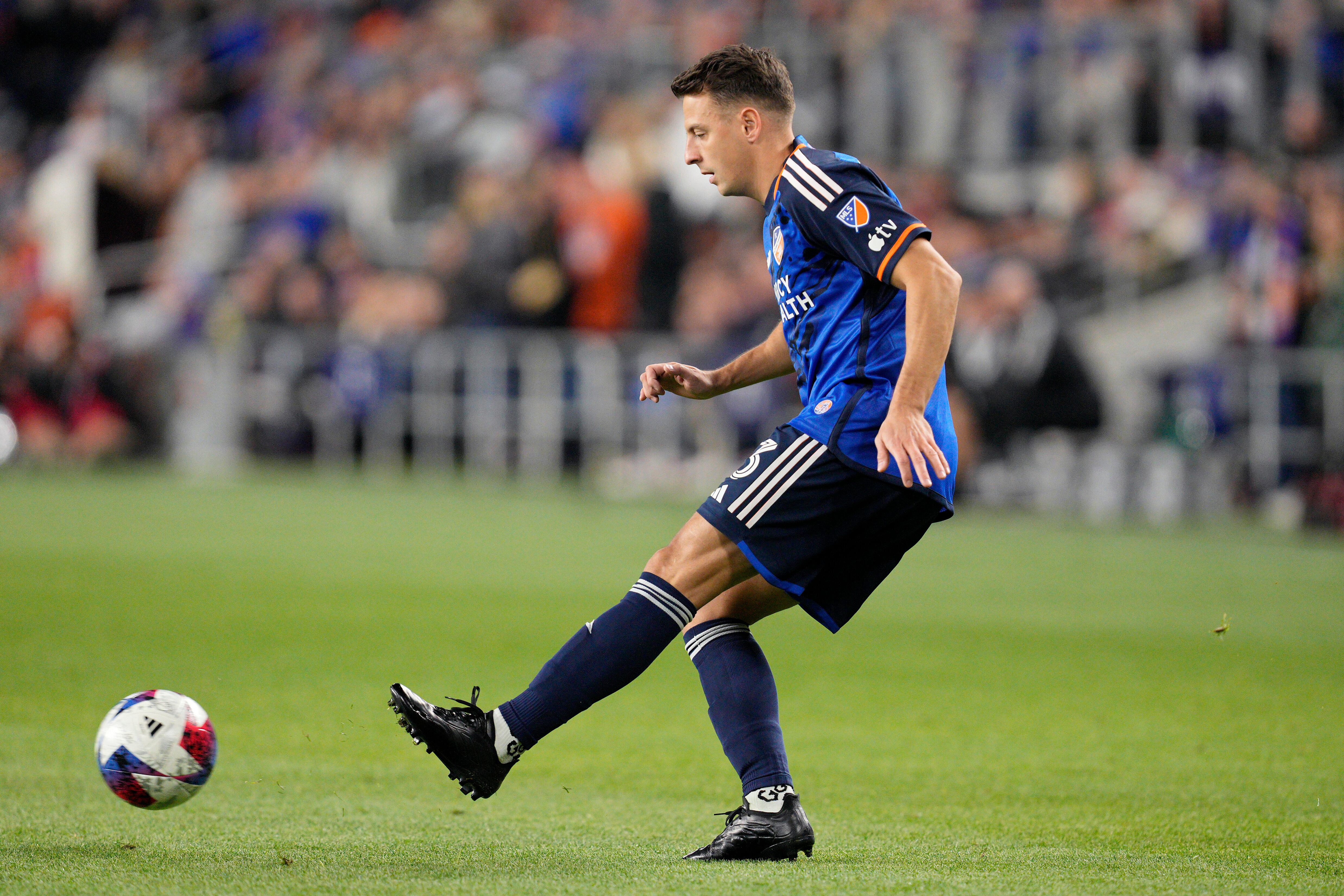 Santiago Arias lleva esta temporada 11 juegos con el Cincinnati.