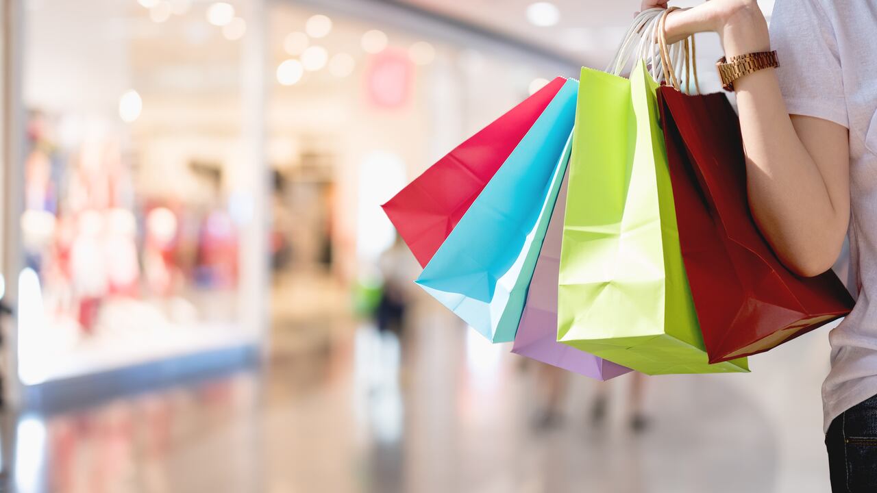 Los centros comerciales generan fuertes volúmenes de ventas diariamente.