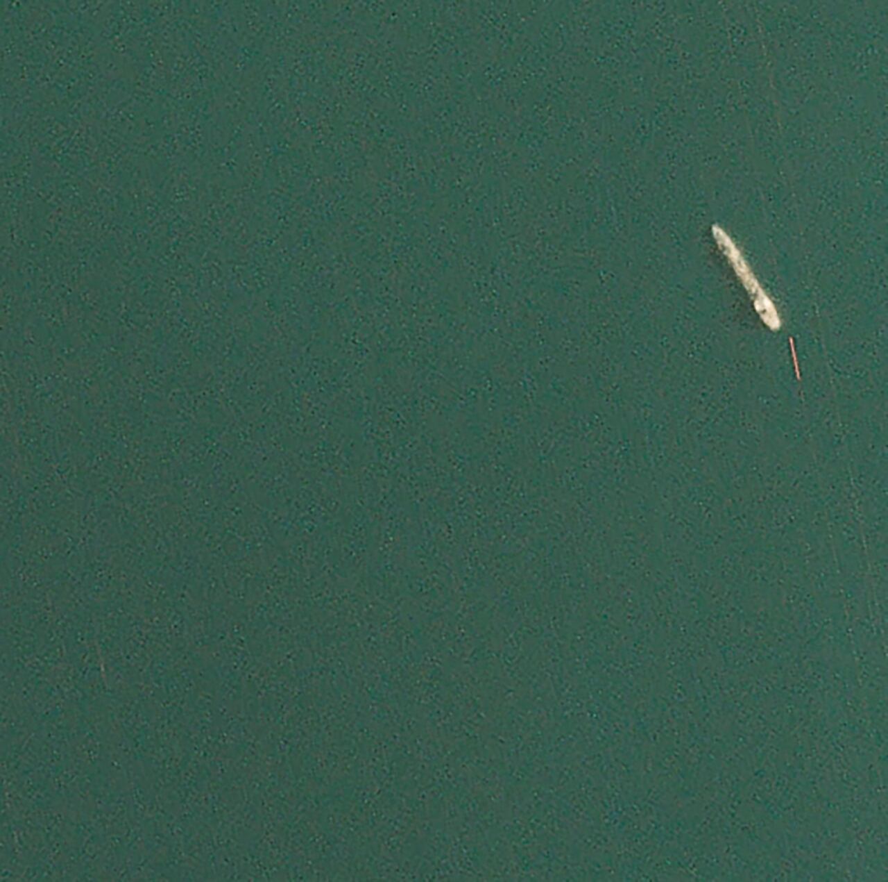 Irán anuncia naufragio buque cisterna en el golfo de Omán sin víctimas