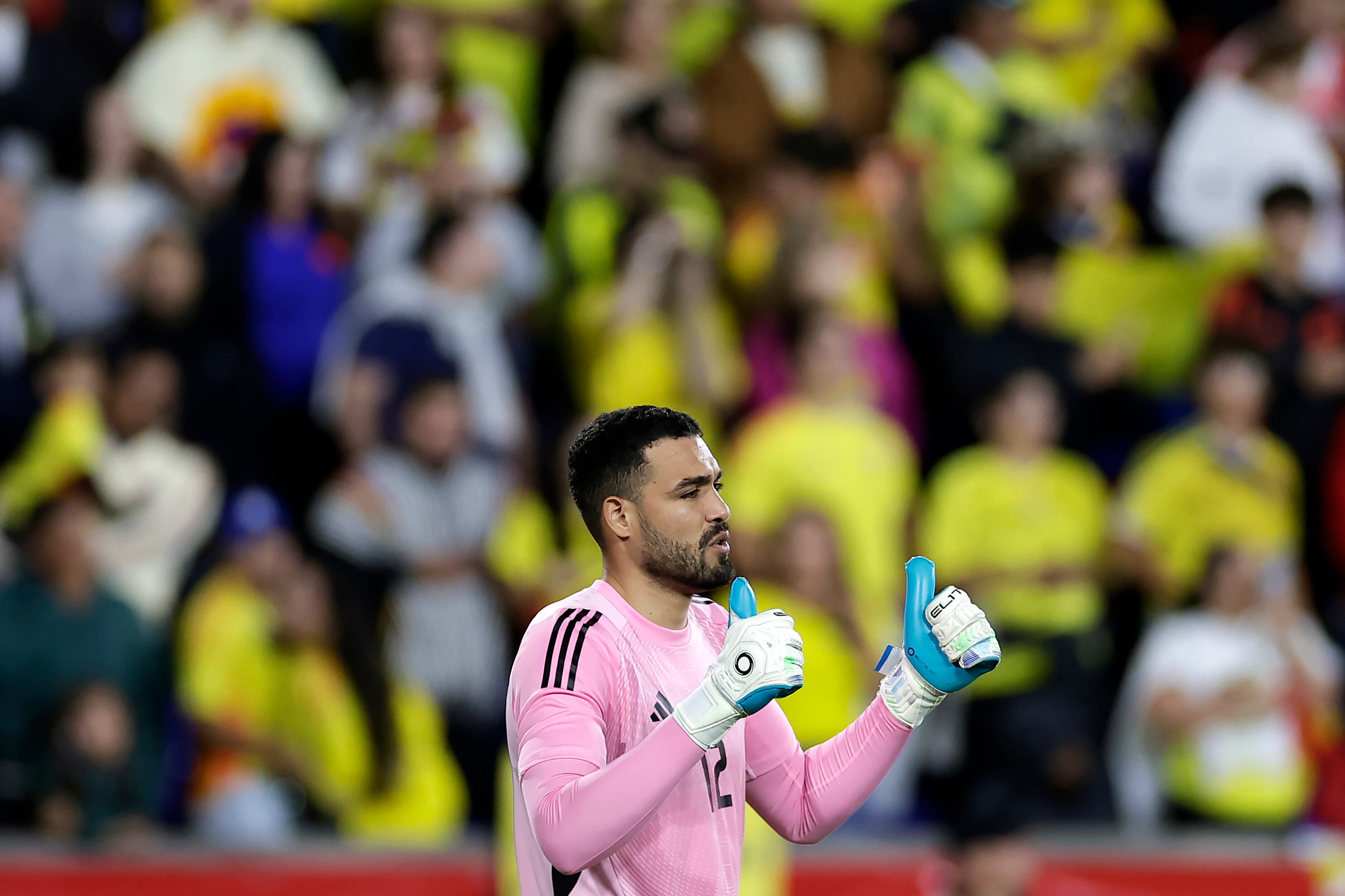 Álvaro Montero, arquero de Selección Colombia y Vélez de Argentina que interesa a Boca Juniors.