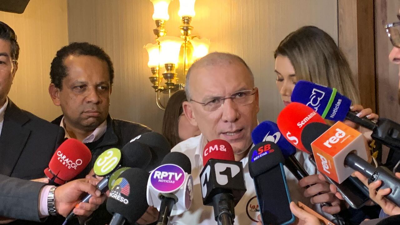 Roy Barreras rechazó la moción contra Gustavo Petro.