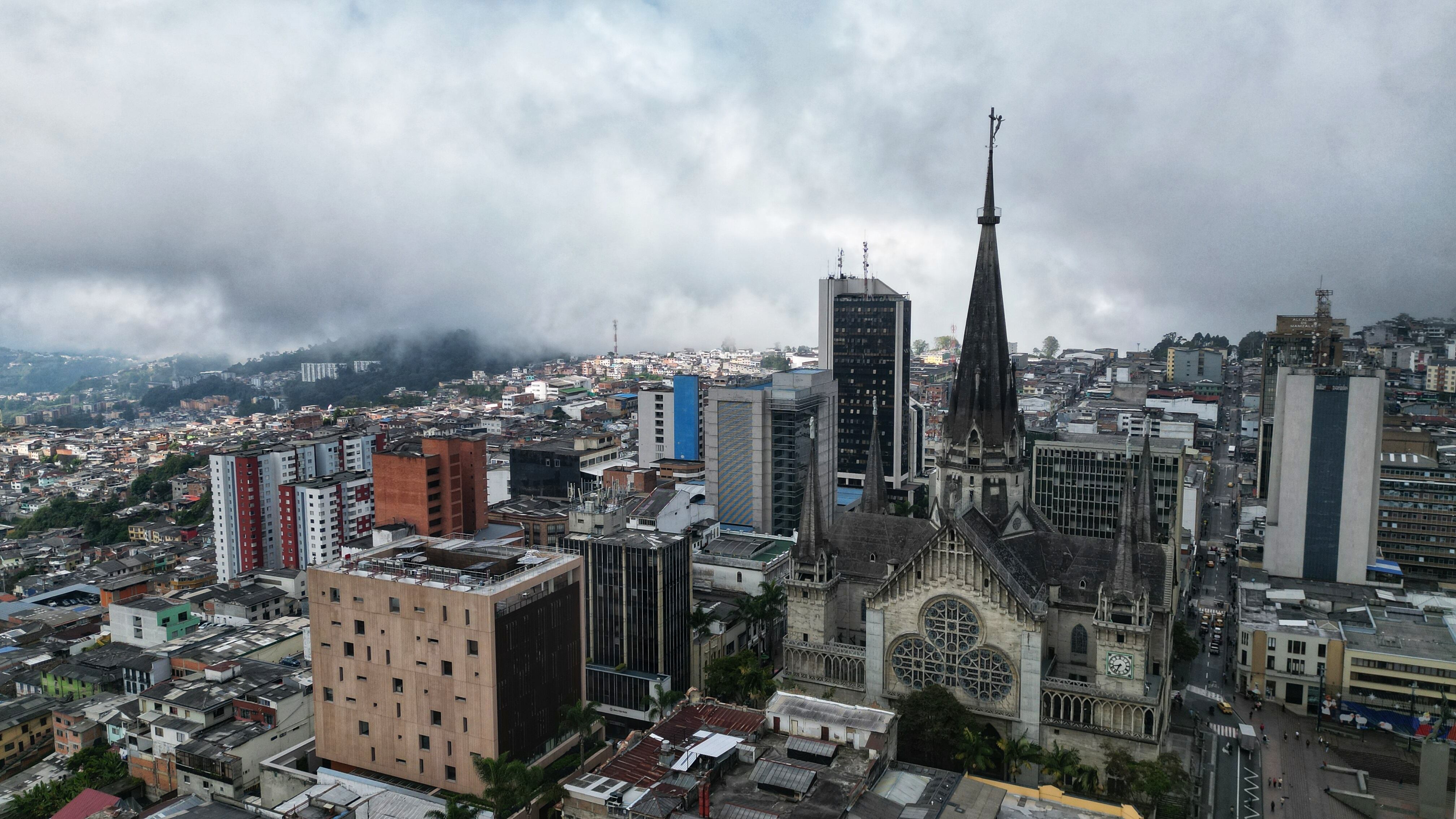 Manizales es una de las ciudades imperdibles para visitar en un viaje por el Eje Cafetero