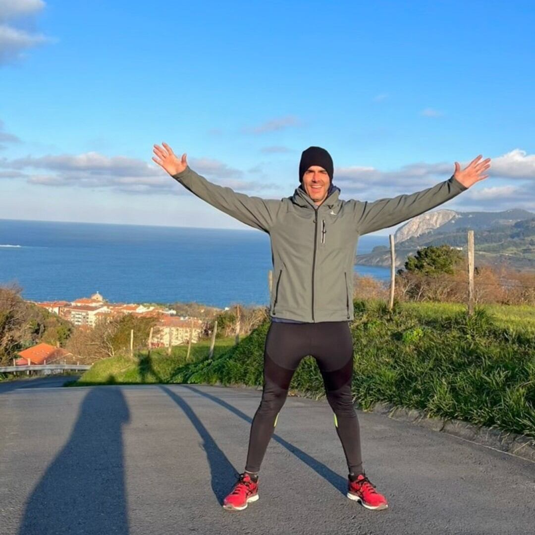 Ernesto Calzadilla es actor, modelo, presentador Colombiano-Venezolano.