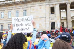 Marchas de la oposición en contra del Gobierno en la plaza de Bolívar