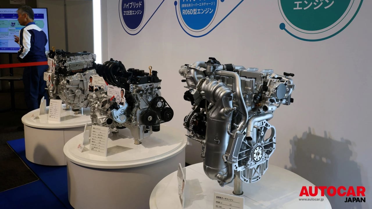 Presentación de un motor Suzuki.