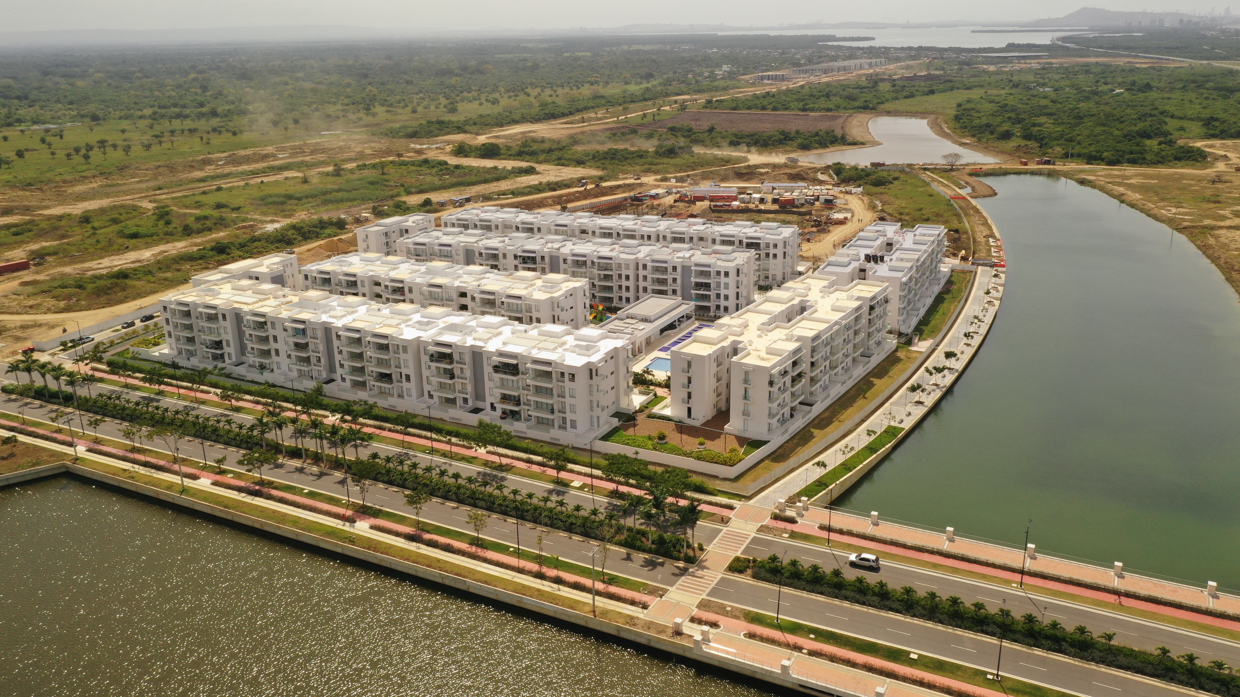 Especial Construcción, Regiones