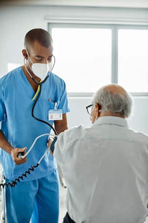 La libertad para que los pacientes escojan a médicos y aseguradores se pone en duda con la reforma a la salud,