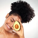 El aguacate es un alimento que le da luminosidad a la piel. Getty Images.